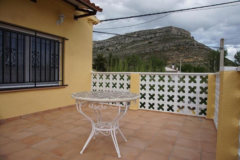 La Casa Del Rio Villa Granja Llumes Buitenkant foto